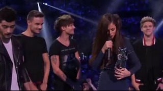 One Direction Presents Best Pop Video Selena Gomez MTV VMAs 2013