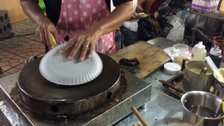 Как готовят тайские блинчики роти. уличная еда