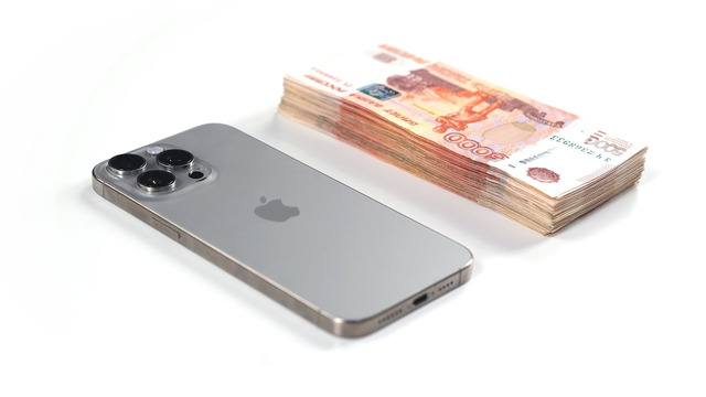 АВИТОЛОГ: Купил iPhone 15 Pro Max 1TB Титан за 400.000 рублей в первый день продаж