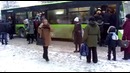 Утро. Ташкент. Давка в автобусе