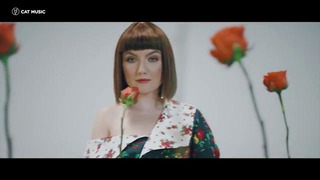 Alexandra Ungureanu feat. Marius Moga – Bate, Bate (Official Video)