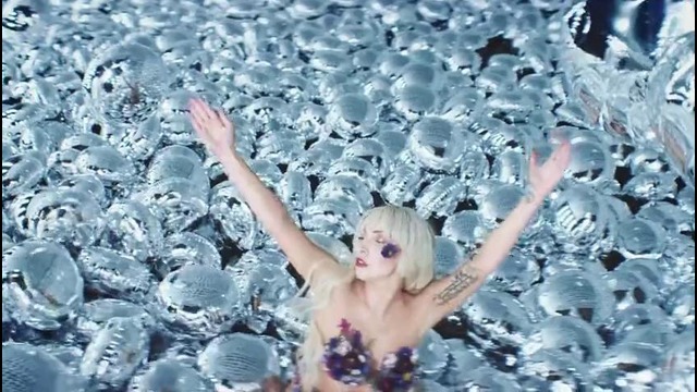 Lady Gaga ARTPOP o2 ad