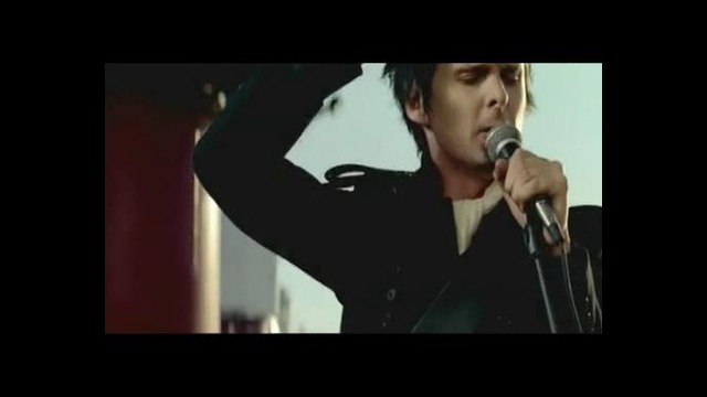 Muse – Starlight Official Video Clip (Director’s Cut)