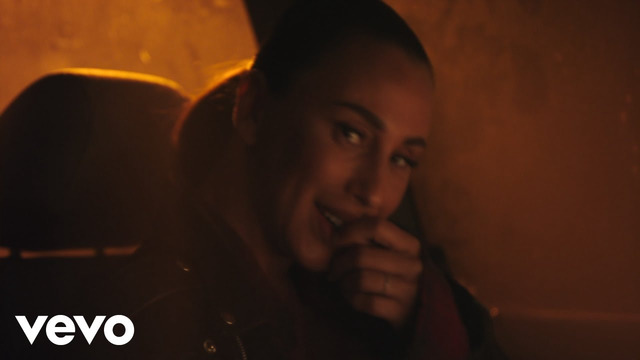 Medina – In And Out Of Love (Official Video 2020!)