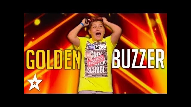 Мальчик-певец заработал золотую кнопку на шоу талантов в Словении