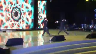 “Mana-men!: Отабек ва Суннат кавказский танец