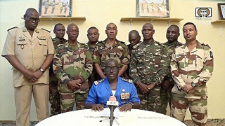 Срок в неделю: лидеры Западной Африки пригрозили военным Нигера применением силы
