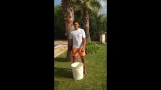 Rafael Nadal Takes ALS Ice Bucket Challenge, Nominates Ronaldo, Carlos Moya & Mireia