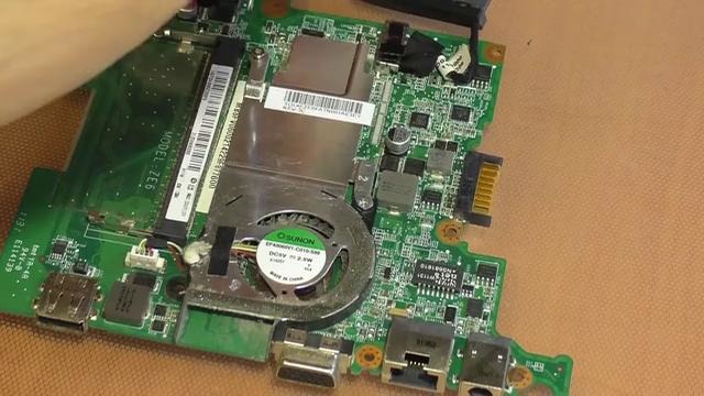 Не включается нетбук Acer Aspire One Happy