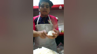 Street Food Chef Displays Jaw Dropping Onion Cutting Skills