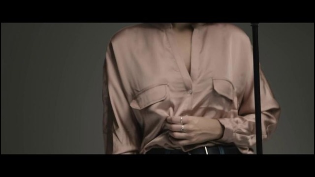 Foxes – On My Way (Acoustic)