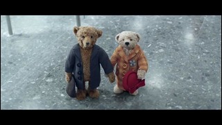 Путешествие пожилой пары плюшевых медведей