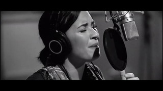Demi Lovato – Stone Cold (Live In Studio)