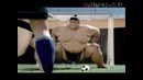 Pepsi – Sumo vs. Beckham, Petit, Carlos… Who’s an amateur