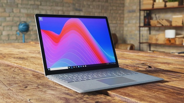 Surface Laptop или Surface Go Обзор