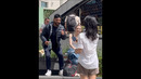 Taking pictures with stranger girl #funny #comedy #shortvideo #ytshorts