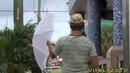 Фотографируя прохожих – Taking pictures of strangers | VitalyzdTV