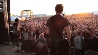 Sick Puppies – There’s No Going Back (Live 2013!)