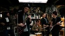 James Bay – Best Fake Smile (Official Video 2016!)