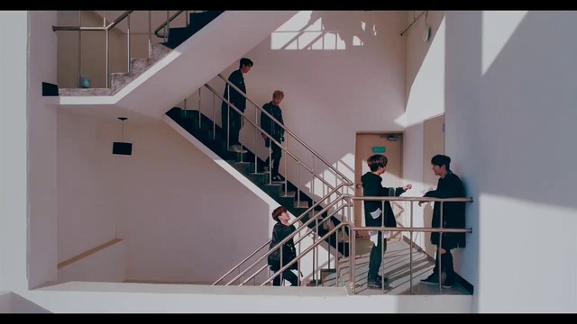[Teaser] Stray Kids – Young Wings (Performance video)