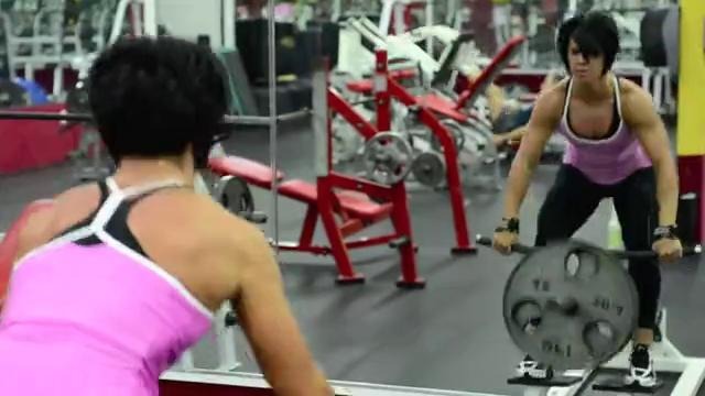 Dana Linn bailey trains back at Golds in NC (480p)