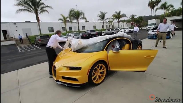 Распаковка Bugatti Chiron