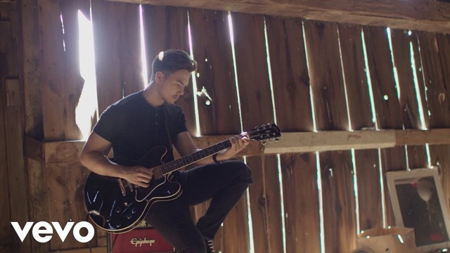 Tyler Shaw – Cautious | Acoustic