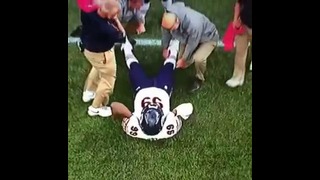 Игрок NFL травмировался, попытавшись повторить празднование Криштиану Роналду
