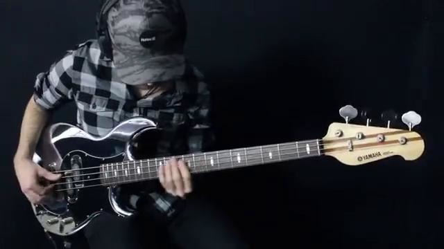 ED SHEERAN – Thinking Out Loud [All Bass Guitar Cover] by Miki Santamaria