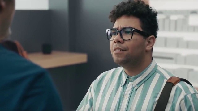 Apple Sheep Rants about Samsung’s "Ingenious" Ads
