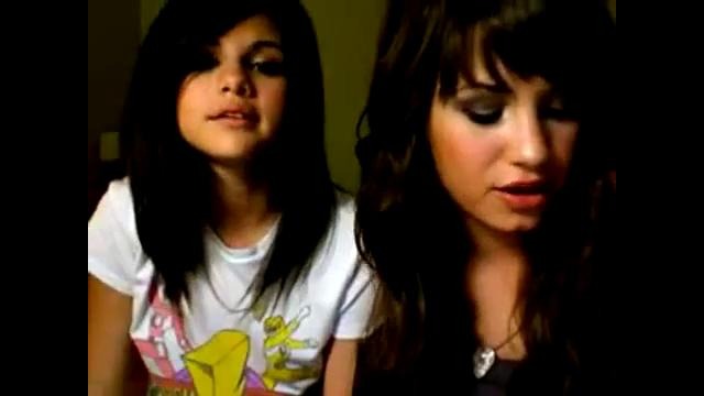 Selena Gomez & Demi Lovato Funny Moments