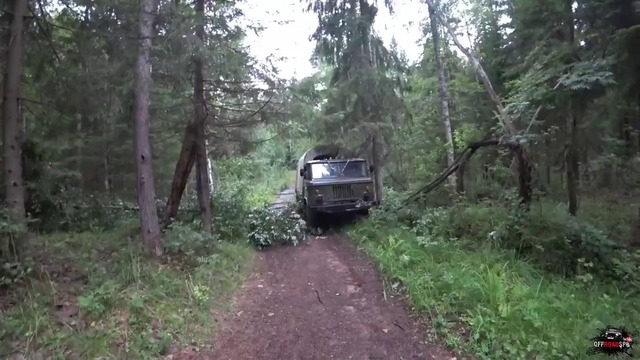 Offroad Family. Юлик за рулём ГАЗ 66, магнит в Неву) не изданное