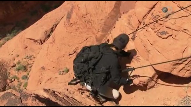 Звездное выживание с Беаром Гриллсом – Мишель Родригес