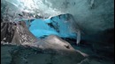 Ледяная пещера в Исландии