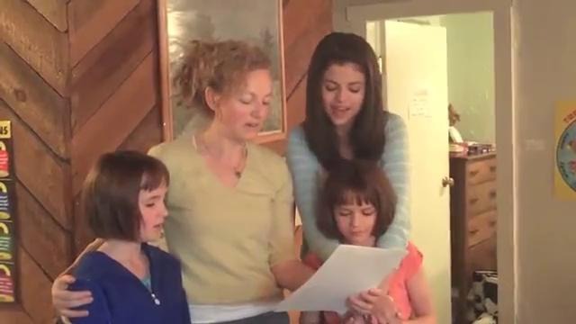 Selena Gomez & Joey King Singing on Set