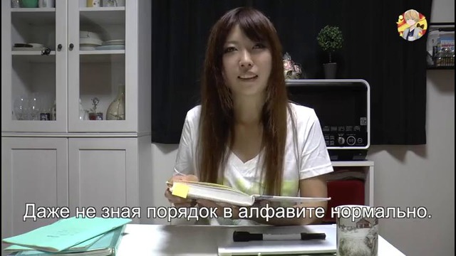 Японка Мики учит русские скороговорки. Сложности произношения