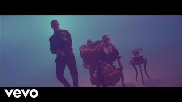 Karol G, Bad Bunny – Ahora Me Llama (Official Video 2O17!)