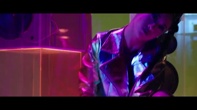 Tiësto & John Christian – I Like It Loud (Official Music Video)