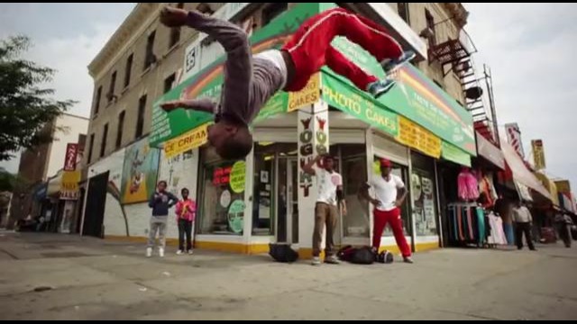 Bboy Tata & his Bros | Acrobatics & Bboying & Hitting in NYC | Orelha Negra Music