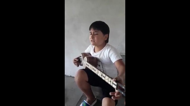 Узбекиский 12 летный малчик взорвал интернет