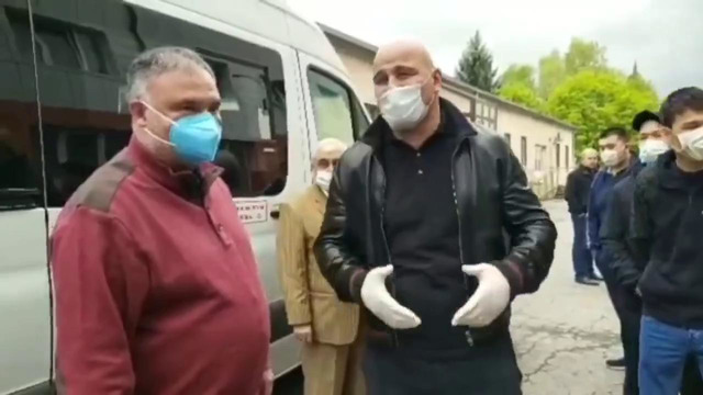 Артур Таймазов хориждаги ўзбек талабаларига ёрдам кўрсатди
