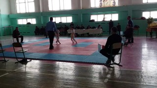 Соревнование по карате в Зарафшане