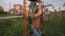 Суровые российские детские площадки