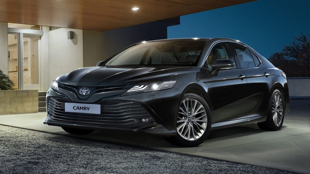 TOYOTA CAMRY XV70. Полный разнос (обзор) бестселлера