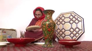 Как индийские супруги создают искусные творения из папье-маше