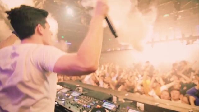 APEK ft. Carly Paige – Upside Down (Sunstars Remix) (Official Video 2018)