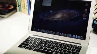 MacBook Air with Windows 7 (the verge review)