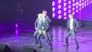 BTS ‘DNA’ & ‘IDOL’ Korea-France Friendship Concert Stage