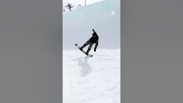 Snowboarder Tail Wheelies Down Halfpipe | People Are Awesome