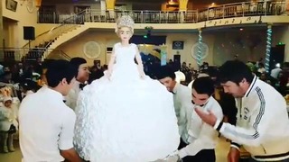 O’zbek to’yidagi Super To’rt / Super Торт в Узбекский свадьба